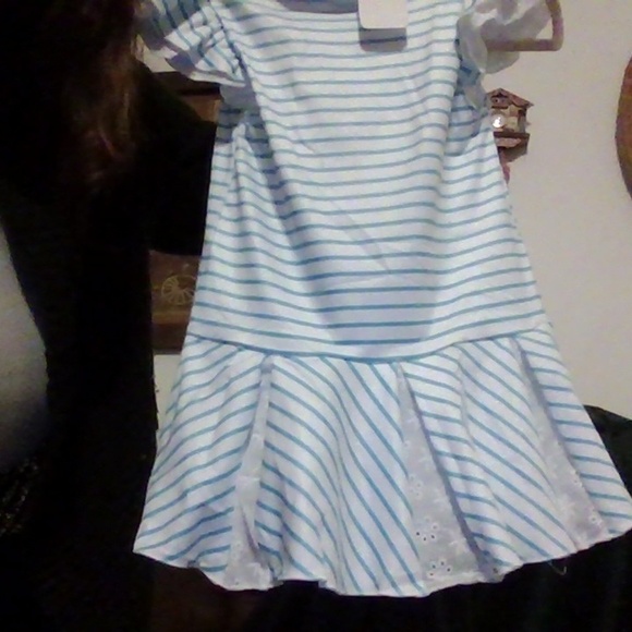 girls dress - Picture 2 of 3